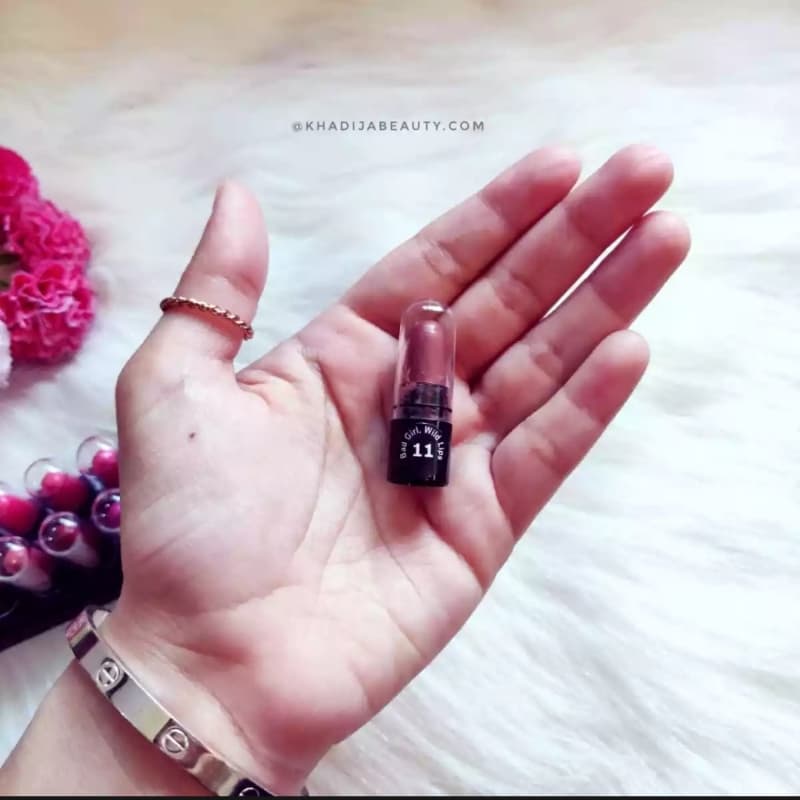 1 Piece Mini lipstick💄