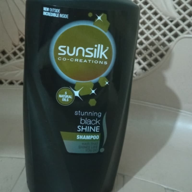 Rs. 342 -47% | Sunsilk Shampoo stunning black shine 700ML